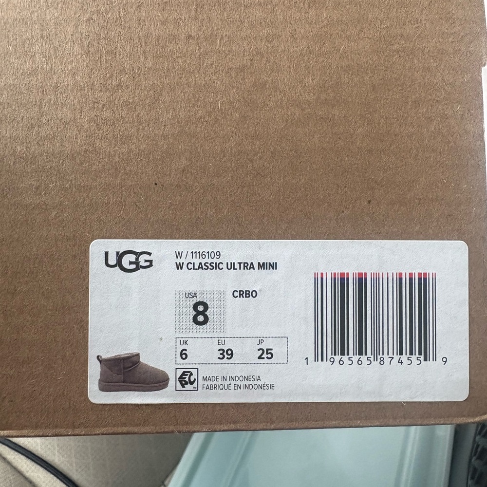 UGG Women's Classic Ultra Mini Boots - Chestnut